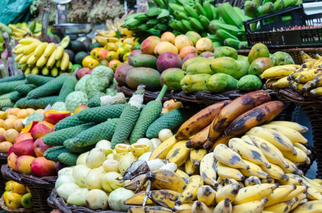 fruit, bananas, passion fruit, pomegranate, grenadine, exotic, madeira, funchal, portugal, market, mercado, meal, yummy, healthy, food, vegan, nourishment, mercado, mercado, mercado, mercado, mercado